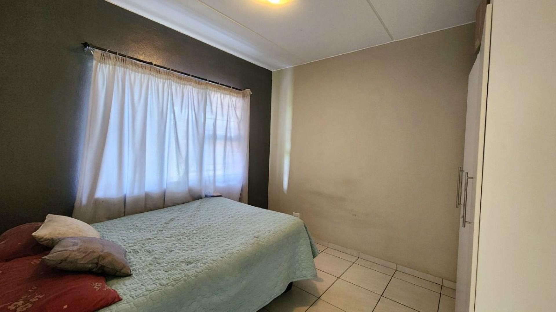 754808_COZY6.jpg