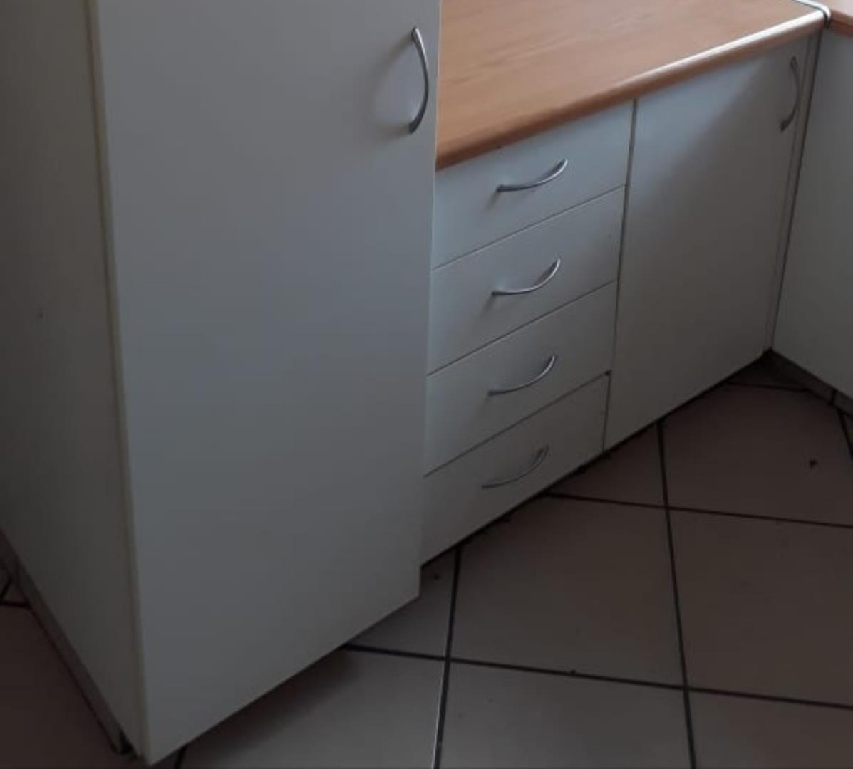 754858_COU11.jpg