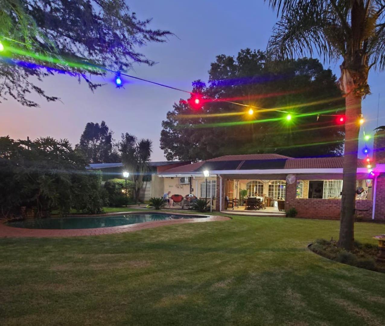 8 Bedroom Farm for Sale - Gauteng