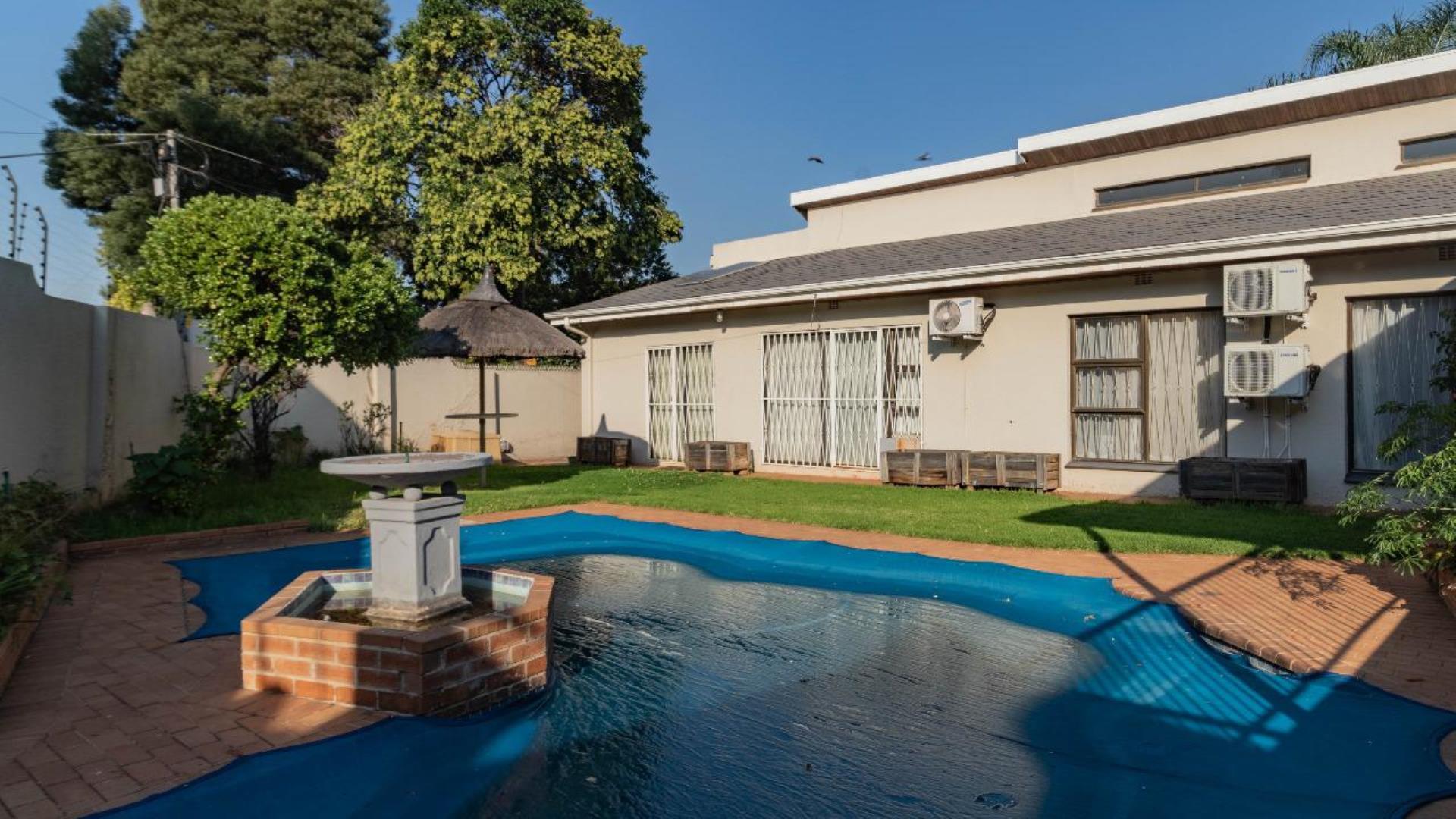 5 Bedroom House for Sale - Gauteng