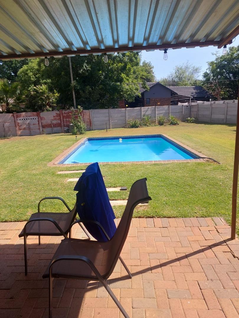 4 Bedroom House for Sale - North West