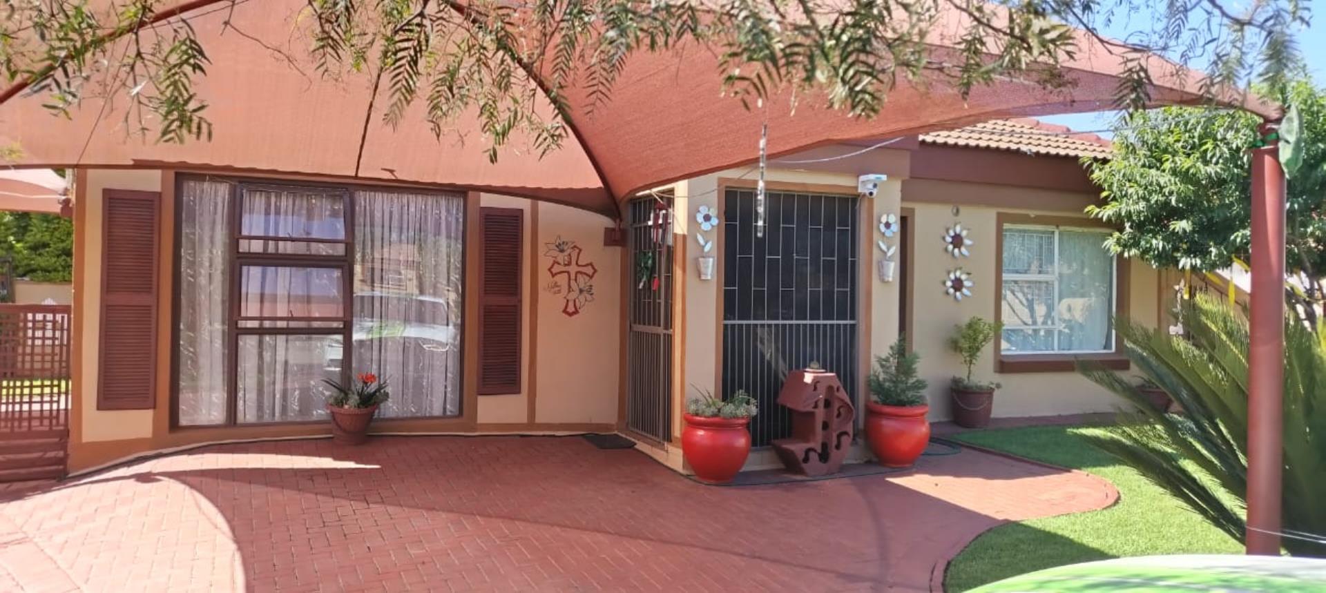 3 Bedroom Townhouse for Sale - Gauteng