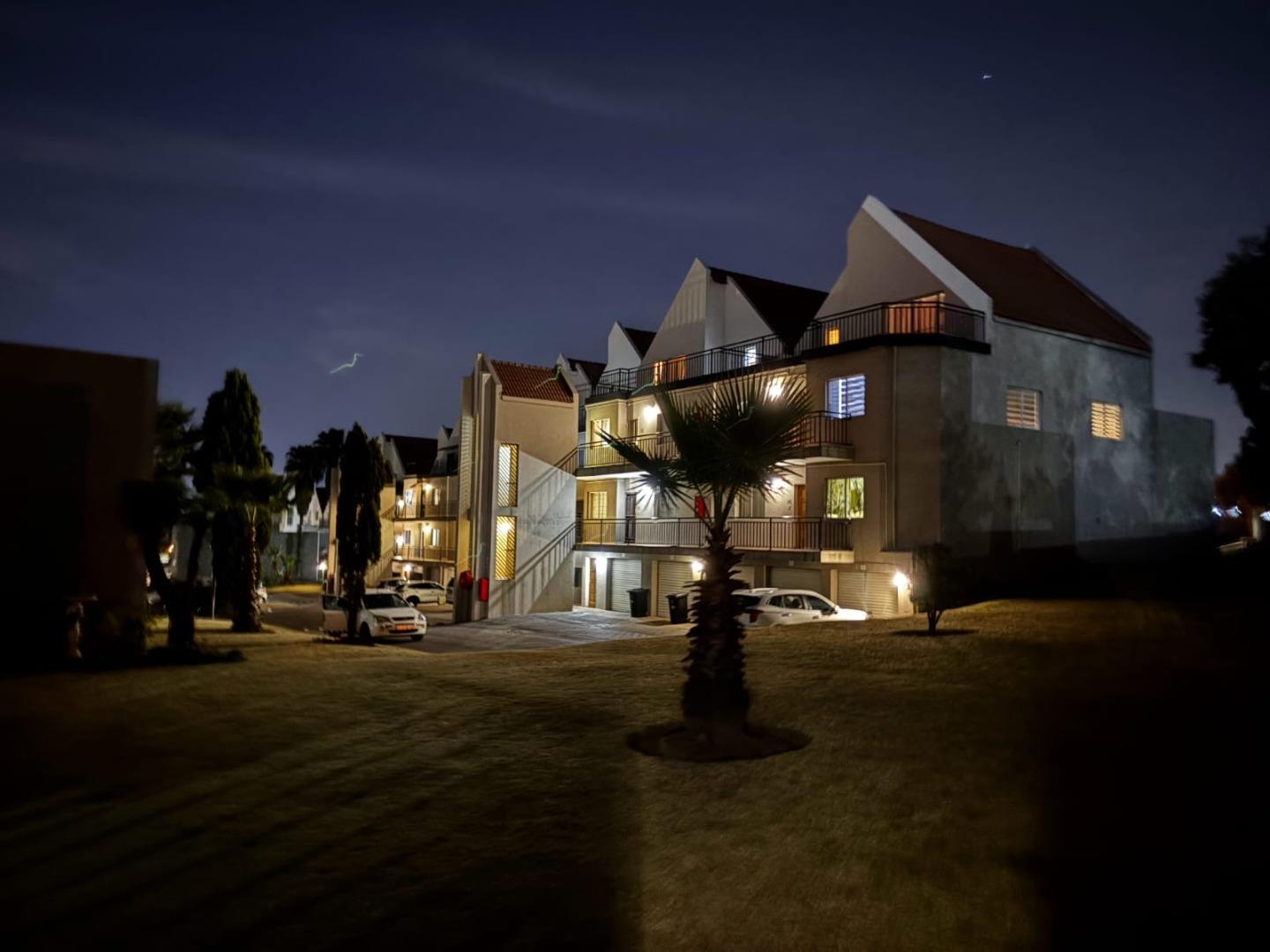 4.5 Bedroom Townhouse for Sale - Gauteng
