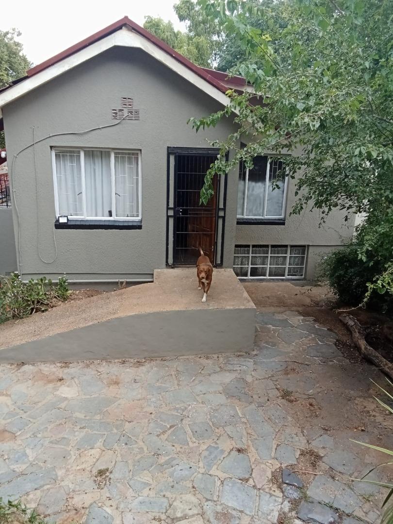 3 Bedroom House for Sale - North West